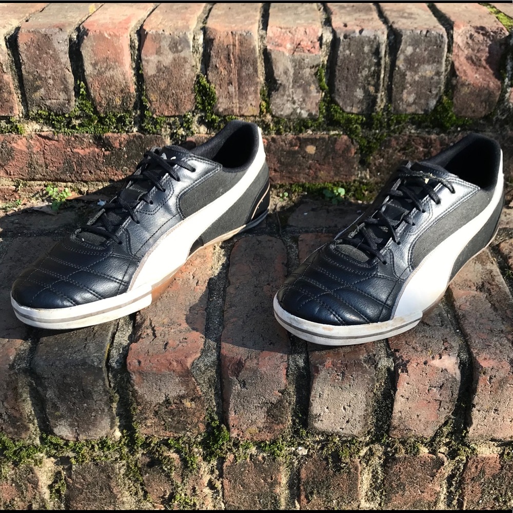 Puma Sneakers